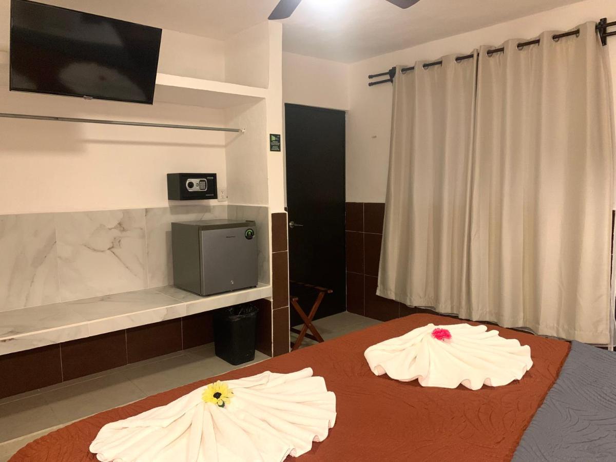 Hotel La Casa Del Capi Isla Holbox Екстер'єр фото